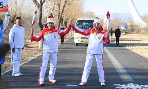 三棵樹董事長洪杰擔任北京冬奧會火炬手，見證中國榮耀時刻！